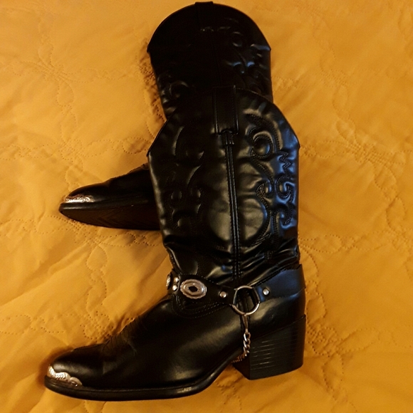 Dingo Womens Boots. Size 4 1/2 - Picture 3 of 10